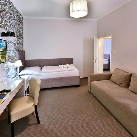 Aplend Hotel Lujza Major Татранська Ломниця Екстер'єр фото