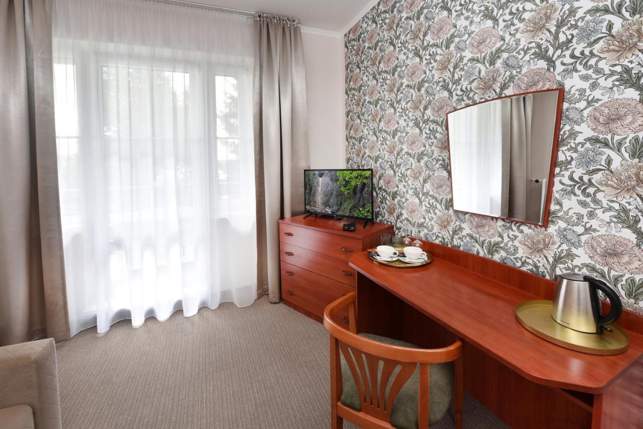 Aplend Hotel Lujza Major Татранська Ломниця Екстер'єр фото