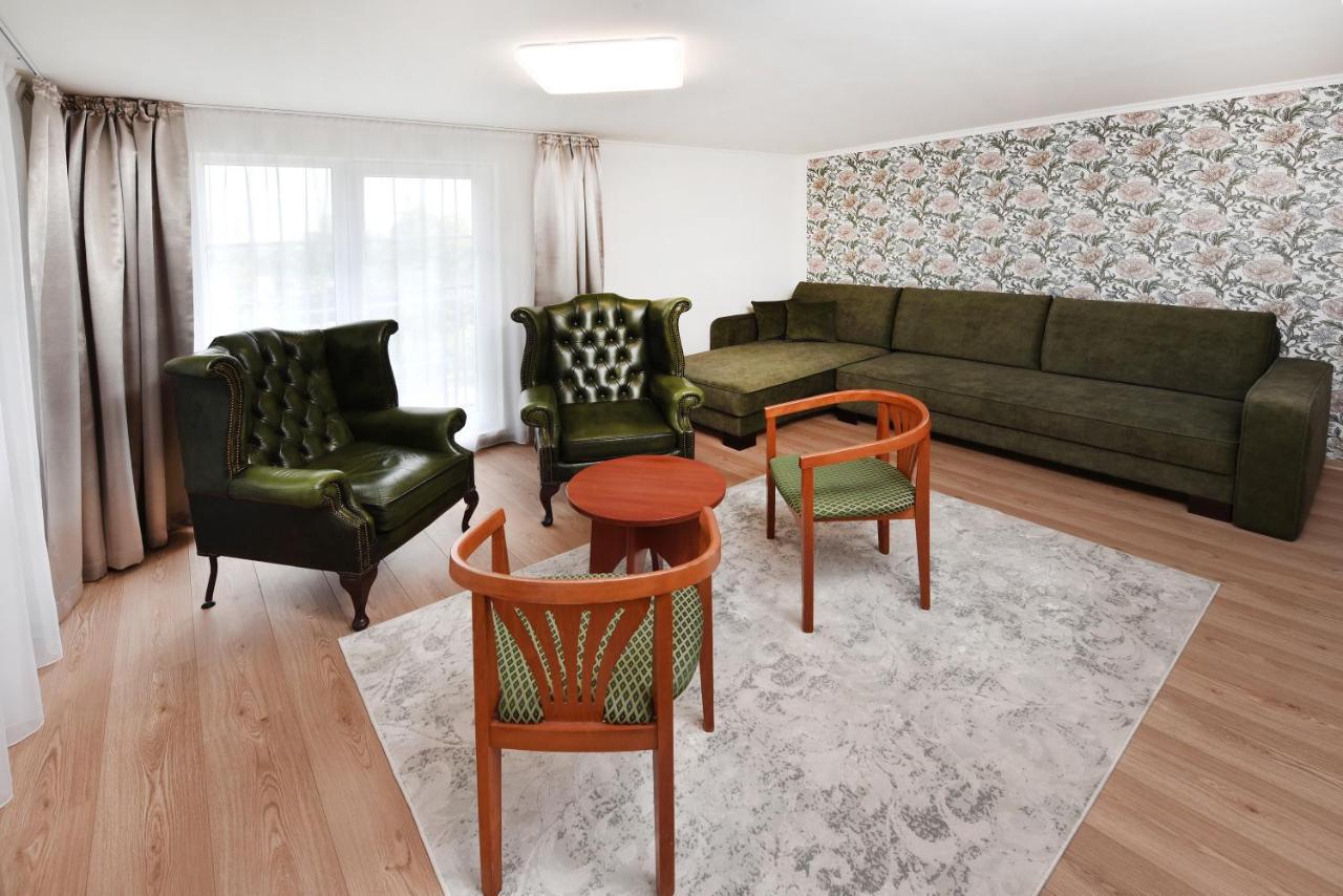 Aplend Hotel Lujza Major Татранська Ломниця Екстер'єр фото