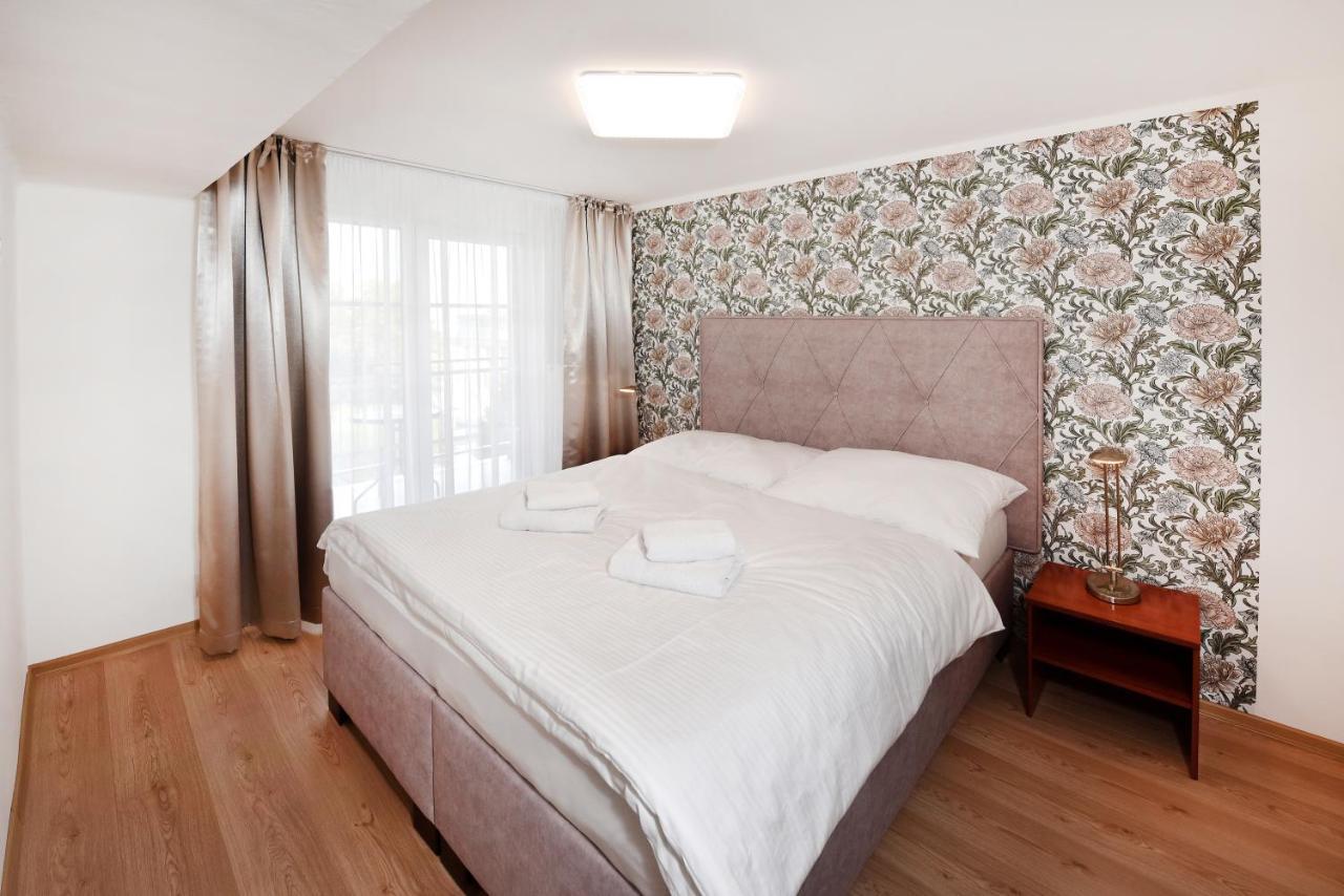 Aplend Hotel Lujza Major Татранська Ломниця Екстер'єр фото