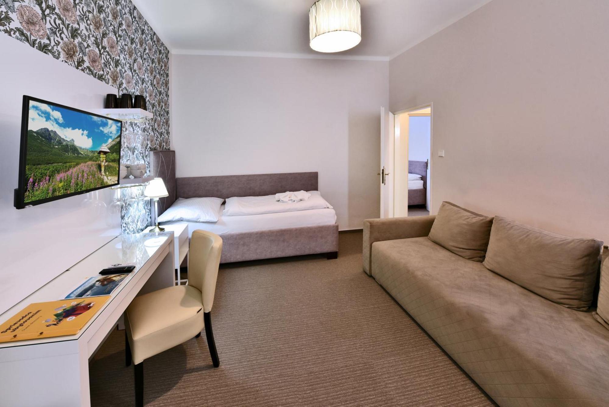 Aplend Hotel Lujza Major Татранська Ломниця Екстер'єр фото