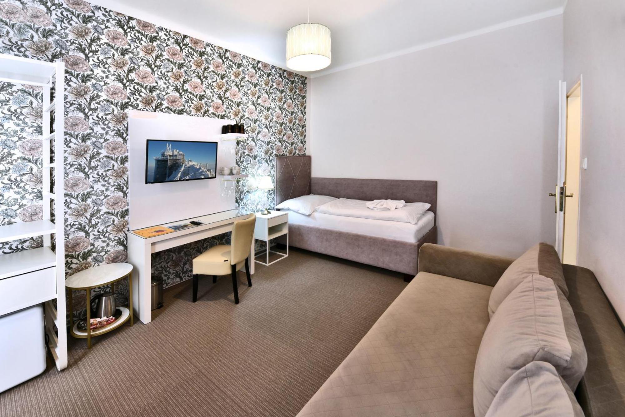 Aplend Hotel Lujza Major Татранська Ломниця Екстер'єр фото