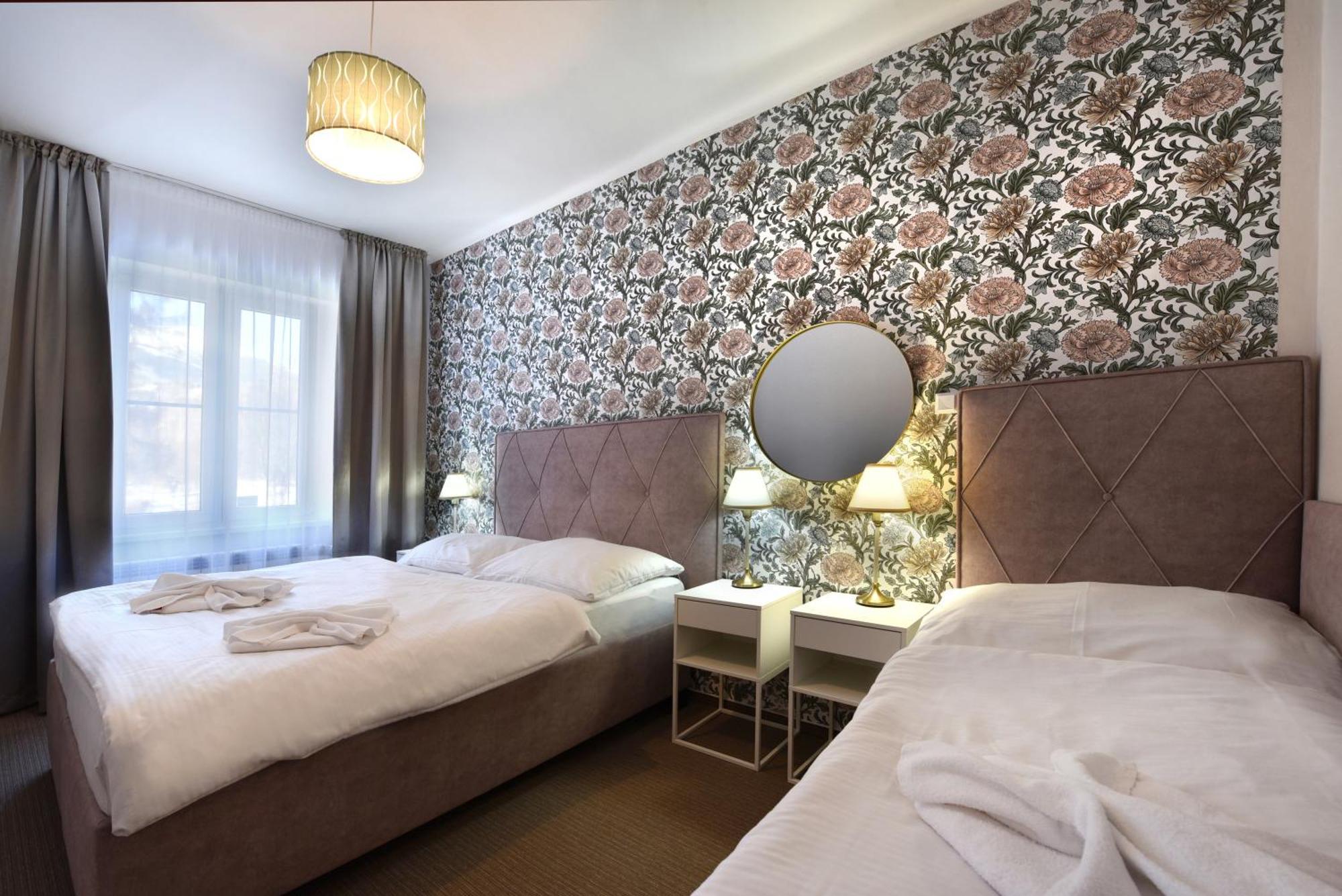Aplend Hotel Lujza Major Татранська Ломниця Екстер'єр фото