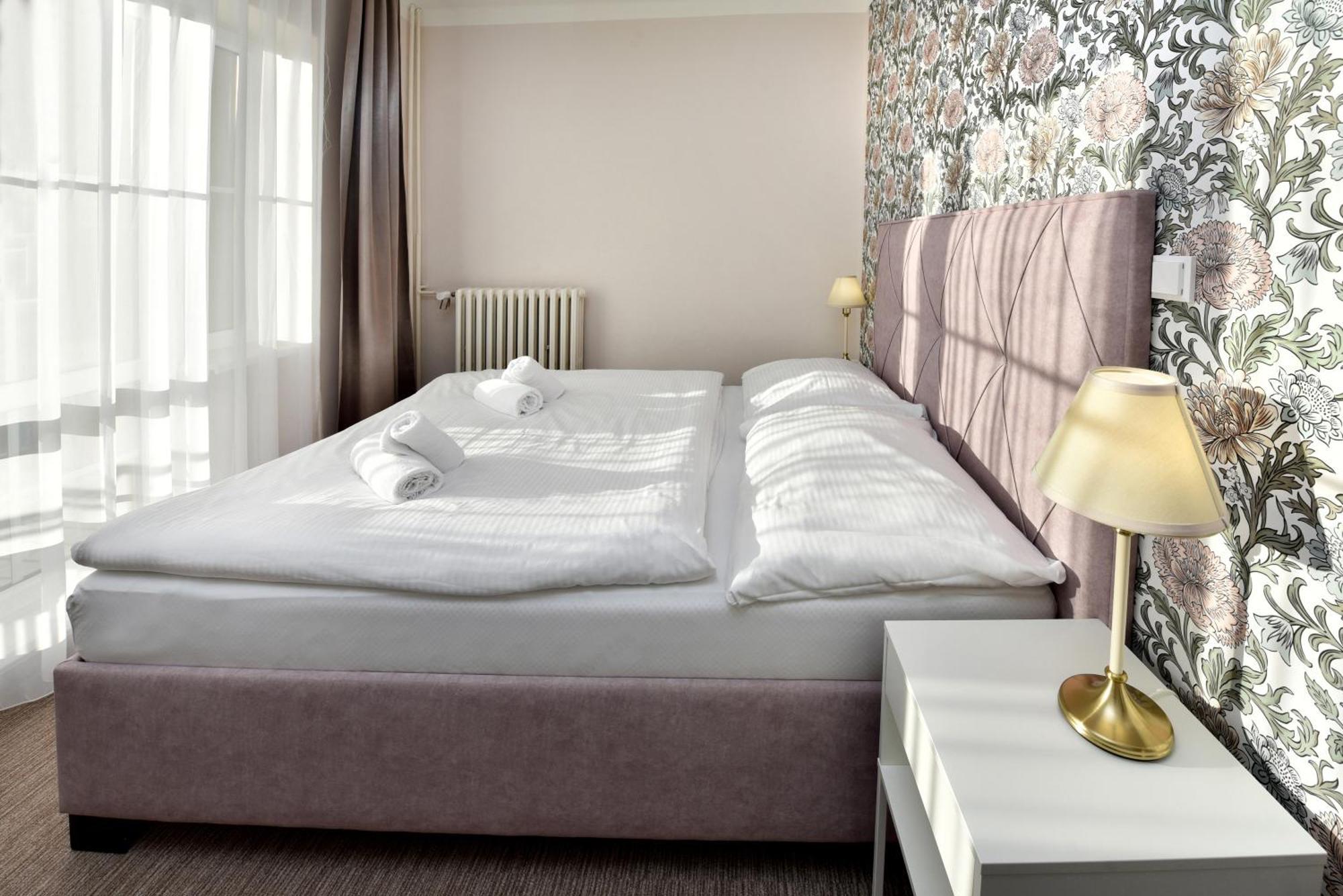 Aplend Hotel Lujza Major Татранська Ломниця Екстер'єр фото