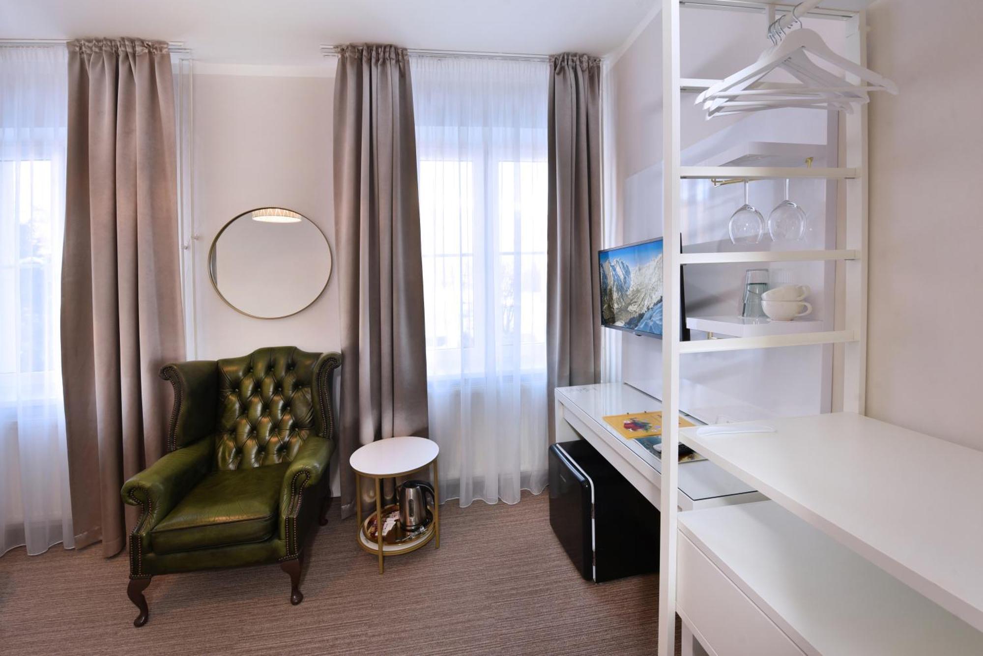 Aplend Hotel Lujza Major Татранська Ломниця Екстер'єр фото