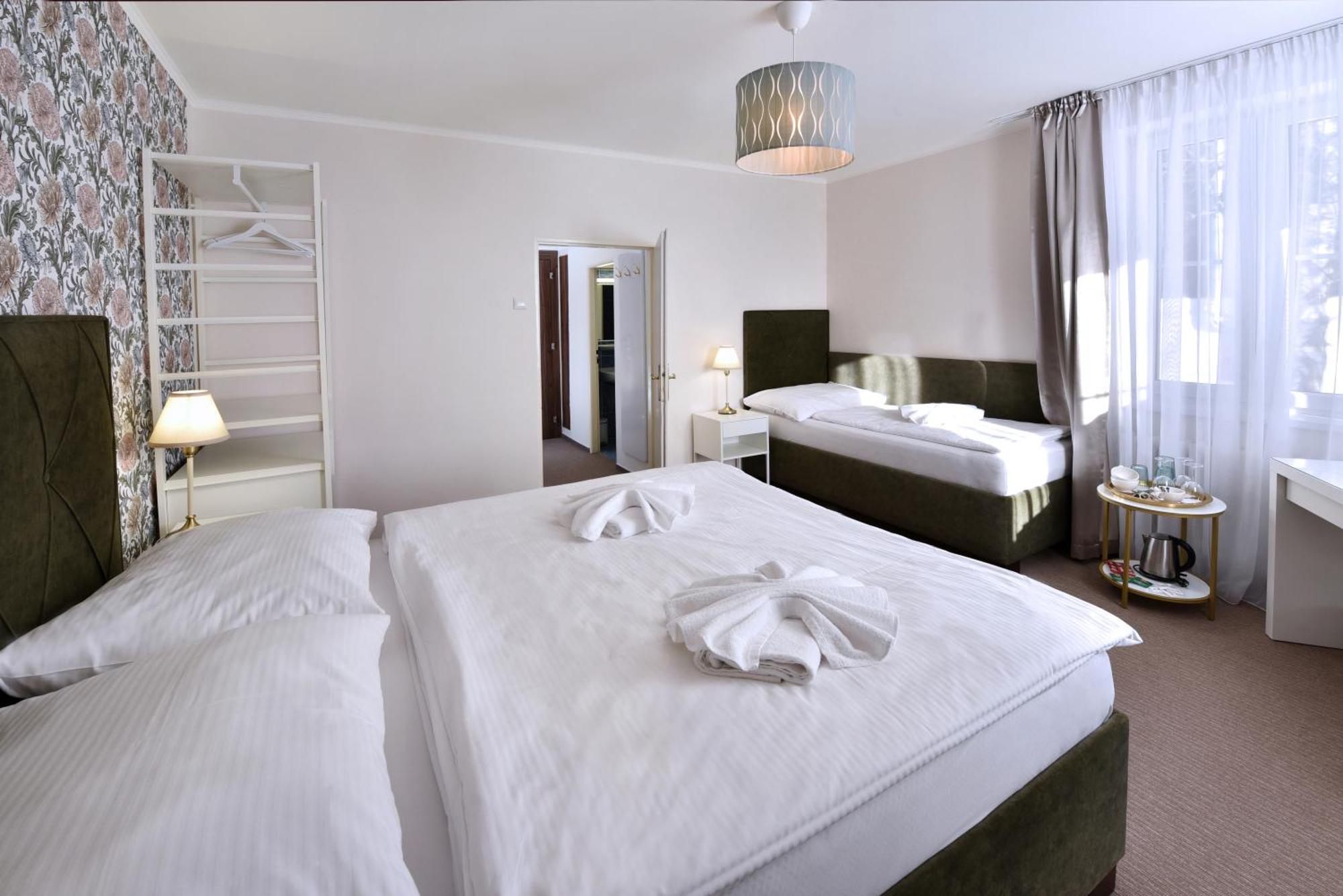 Aplend Hotel Lujza Major Татранська Ломниця Екстер'єр фото